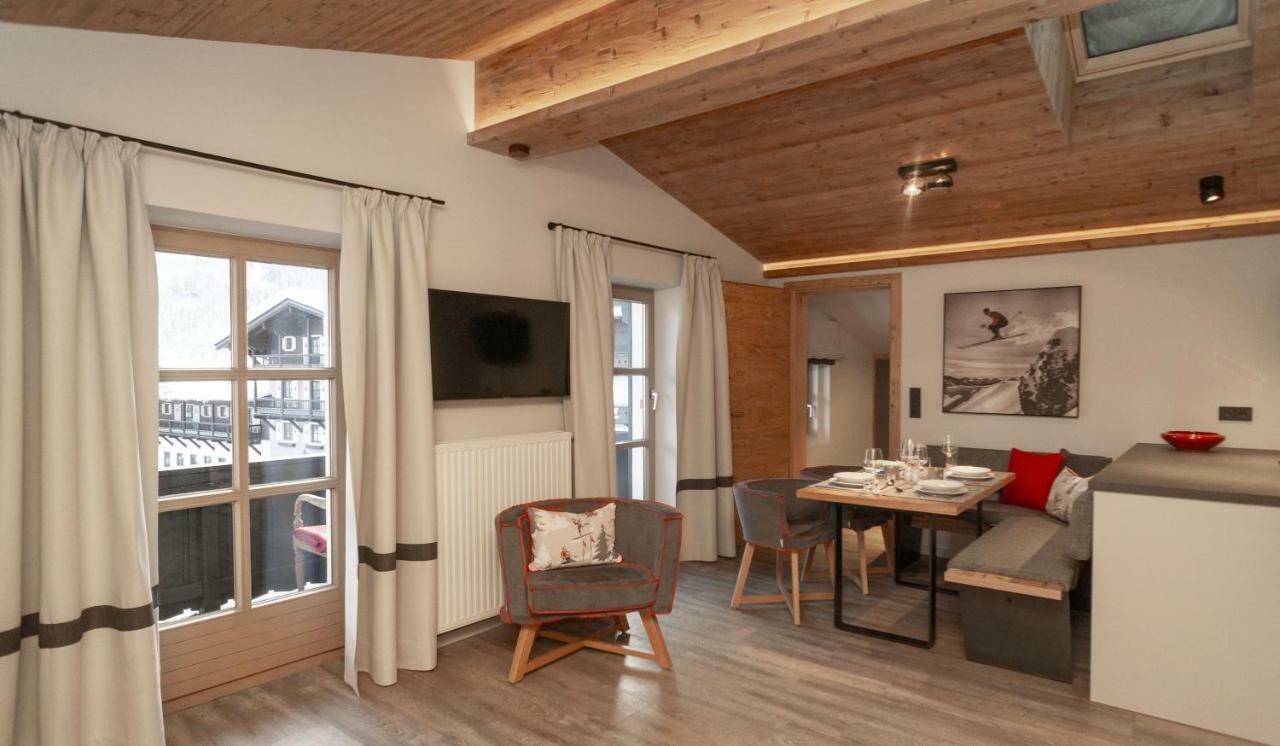 Appartements Erwin & Eleonore Huettl - Penthouse Neukirchen am Großvenediger Exteriör bild