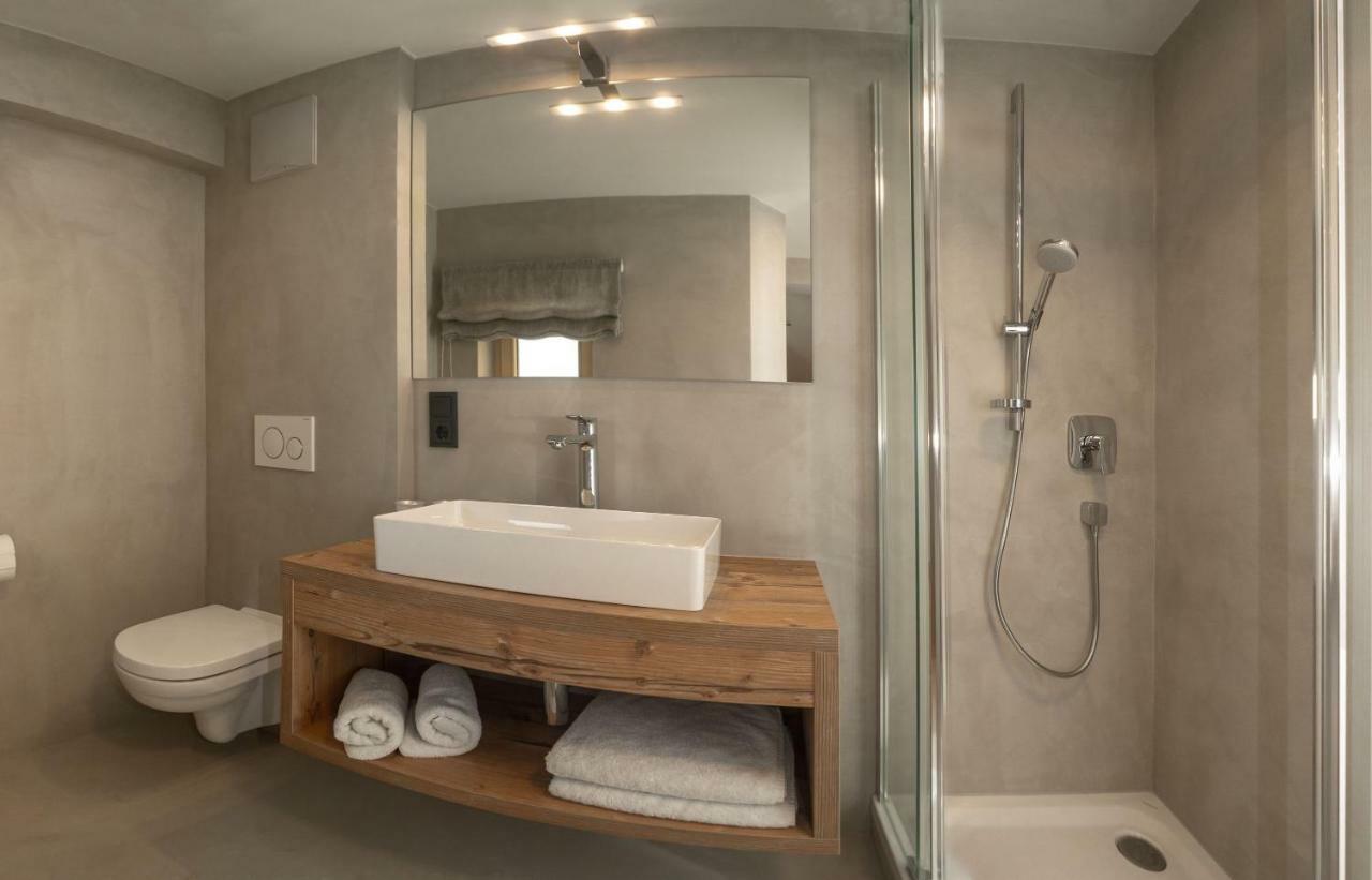 Appartements Erwin & Eleonore Huettl - Penthouse Neukirchen am Großvenediger Exteriör bild
